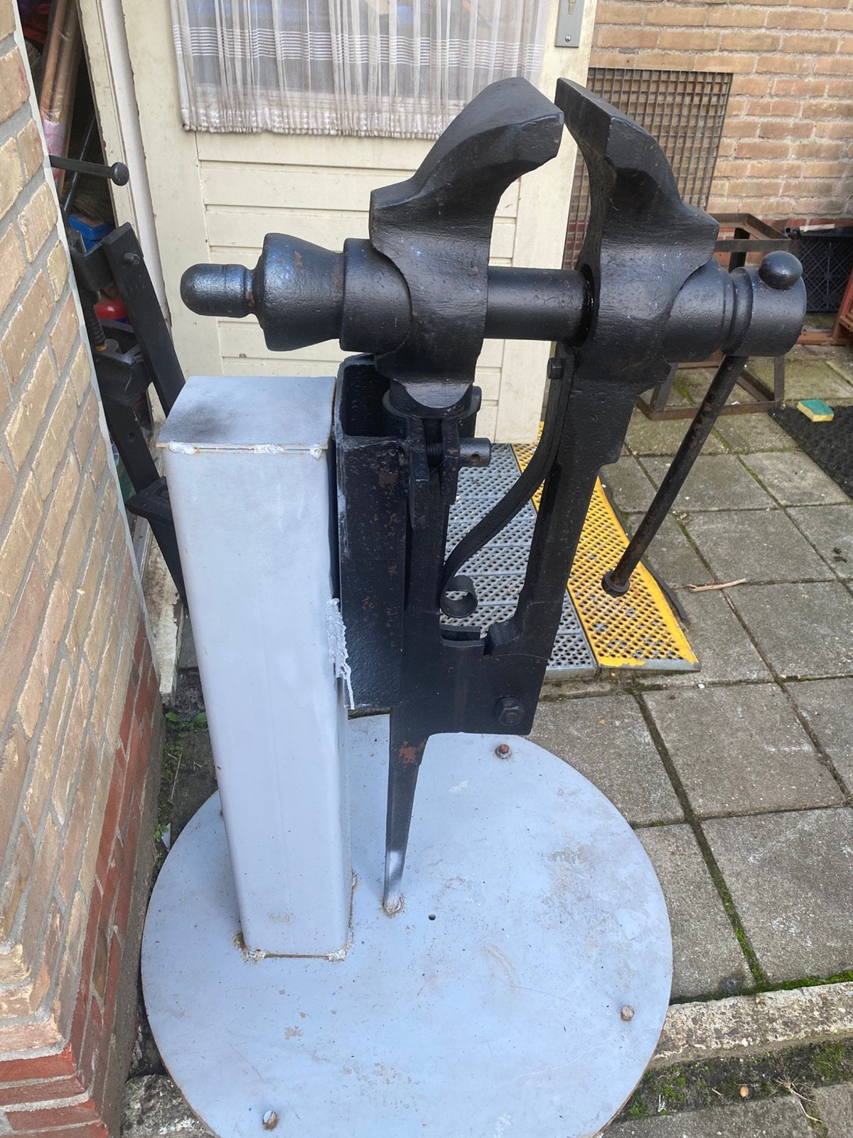 Staartbankschroef op standaard, Antiek en Kunst, Ophalen