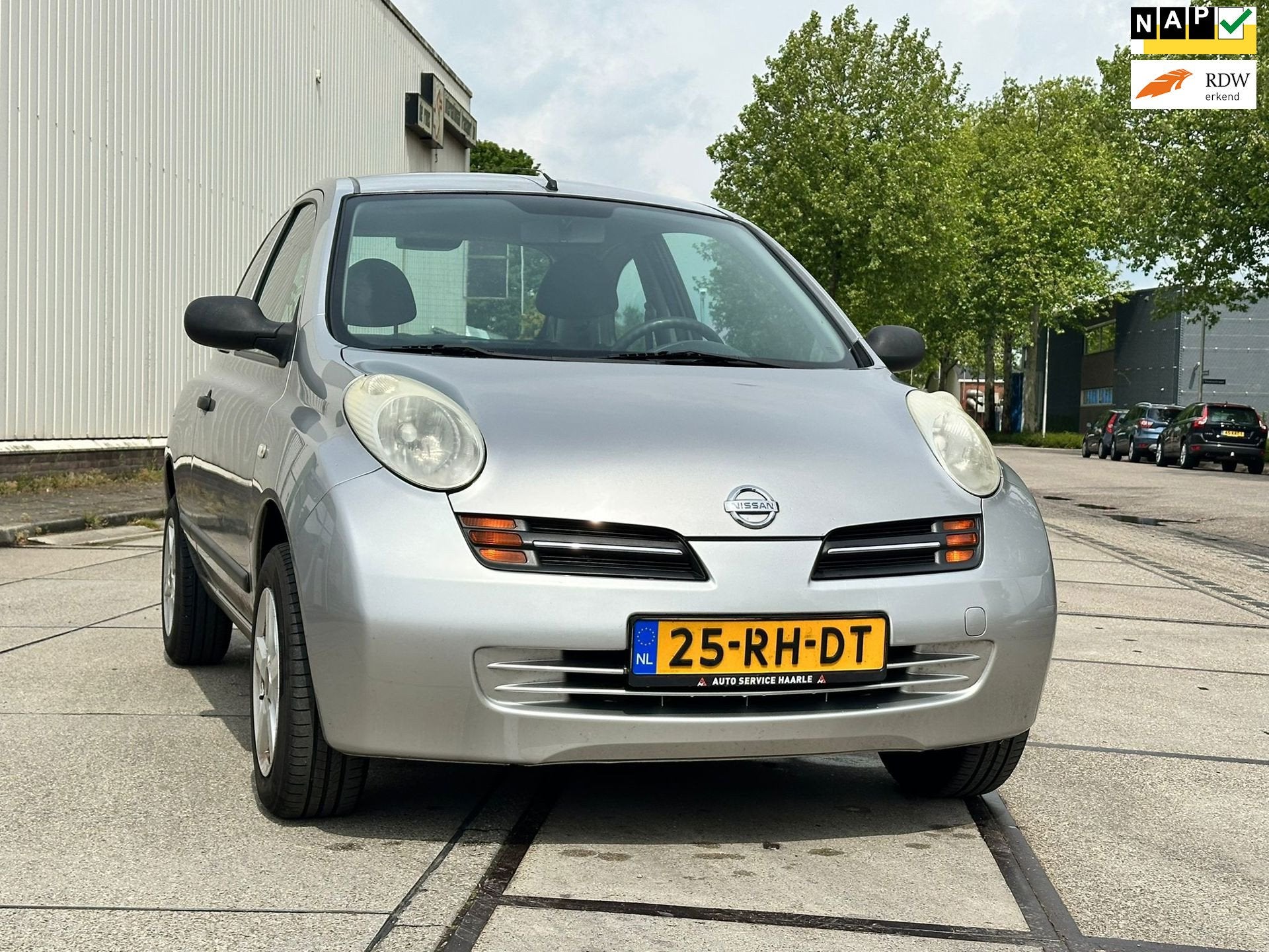 Nissan Micra 1.0 basis 2005 3drs Nieuwe APk, Auto's, Gebruikt, 31 €/maand, 4 cilinders, Handgeschakeld