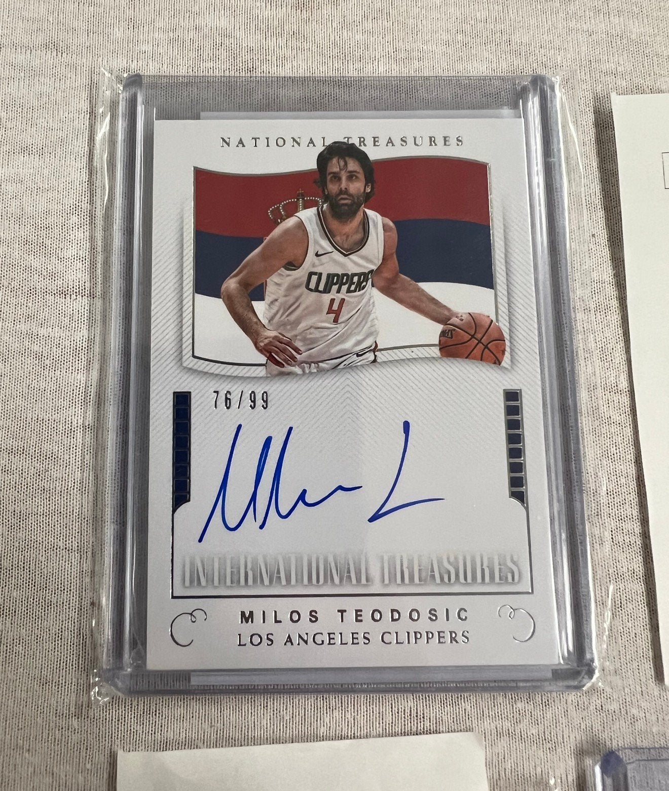 2x panini basketbal kaart met handtekening 2016-17 / 2017-18, Verzamelen, Sportartikelen en Voetbal, Spelerskaart, Nieuw, Ophalen of Verzenden