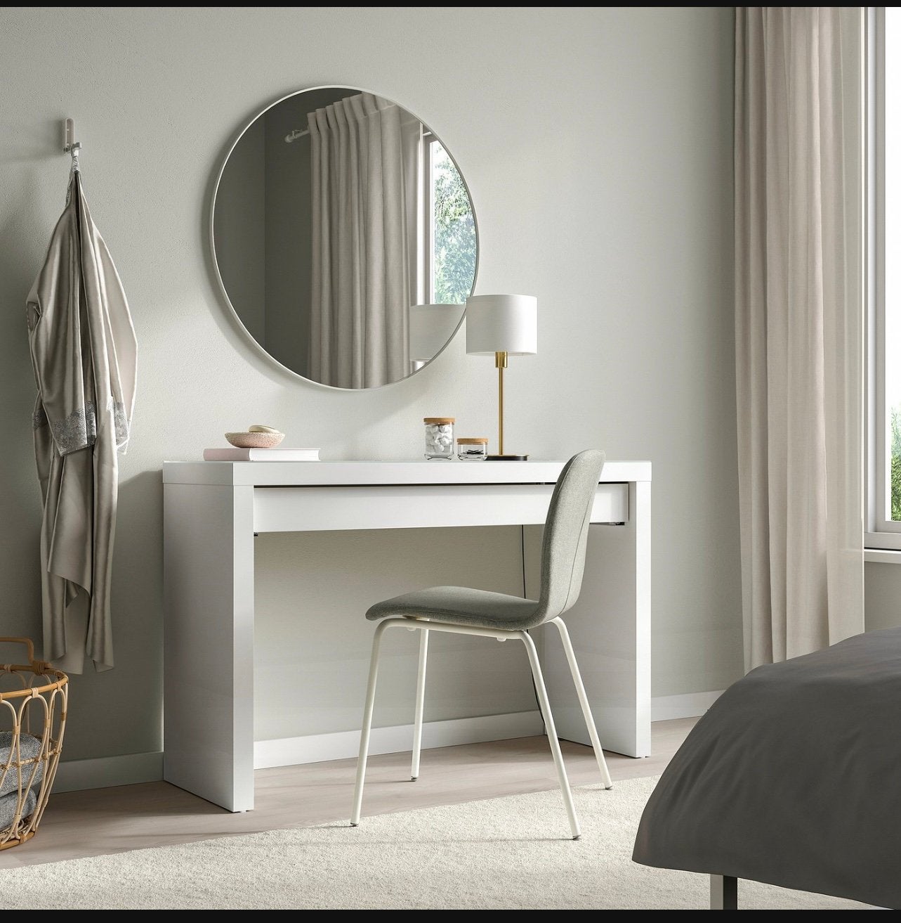 Make-up tafel / toilet tafel, Huis en Inrichting, Ophalen, Overige typen, Zo goed als nieuw, IKEA