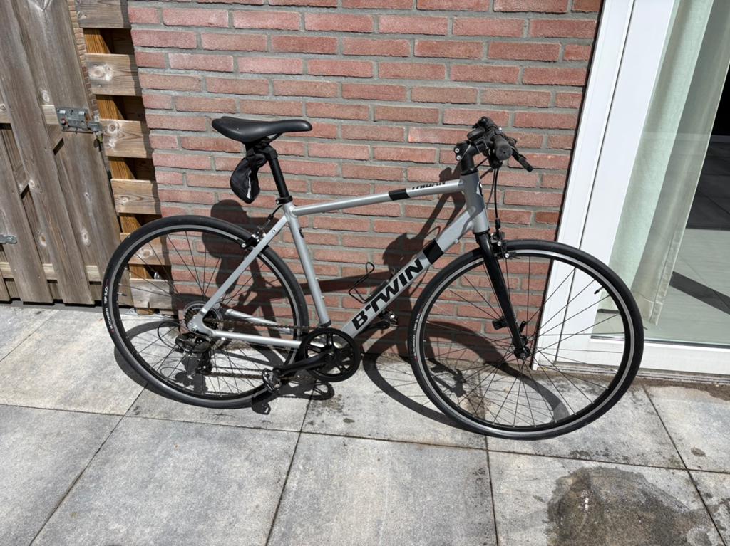 btwin racefiets, Fietsen en Brommers, Ophalen, Zo goed als nieuw, Meer dan 20 versnellingen, Overige merken