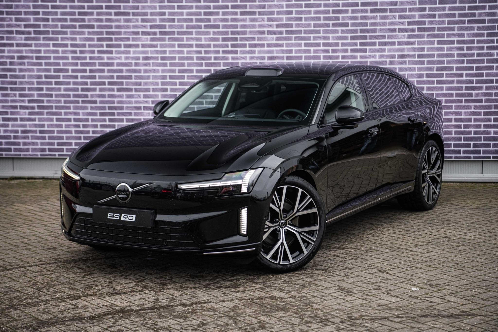 Volvo ES90 Single Motor Extended Range Ultra 92 kWh | Pilot, Auto's, Volvo, Automaat, 12 maanden, Achterwielaandrijving, 662 km