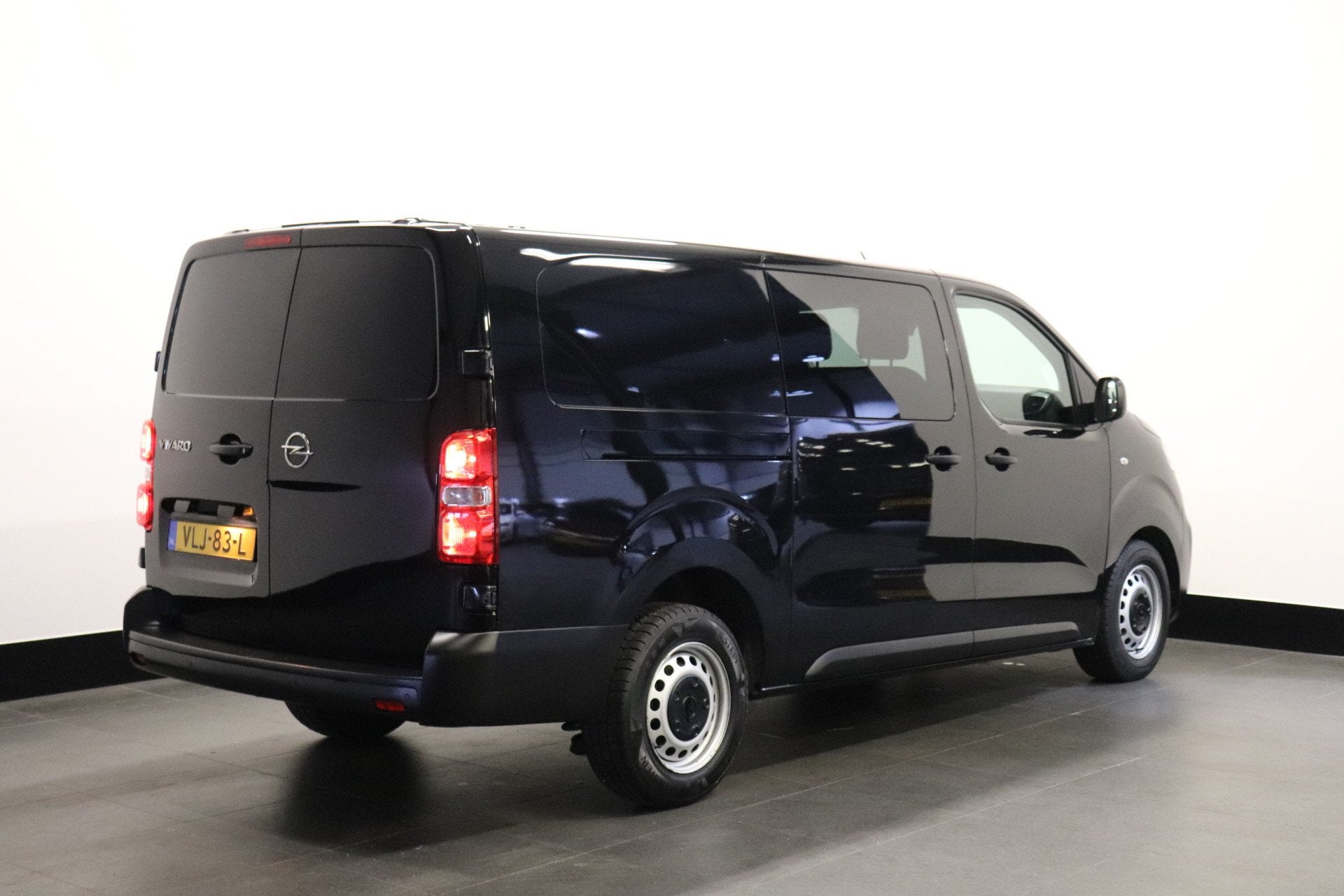 Opel Vivaro 2.0 CDTI 122PK L3 Dubbele Cabine EURO 6 - Airco, Voorwielaandrijving, Dealer onderhouden, Stof, Gebruikt