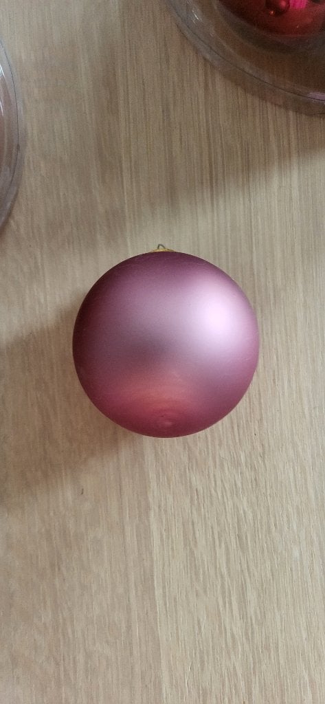 Rode + roze kerstballen Action, Ophalen