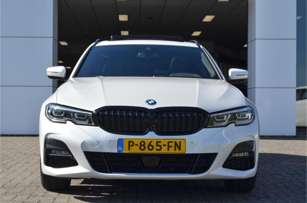 BMW 3 Serie Touring 320e M Pakket | SOH 92%| Panoramadak | L, Auto's, BMW, Automaat, 1998 cc, Gebruikt, 4 cilinders