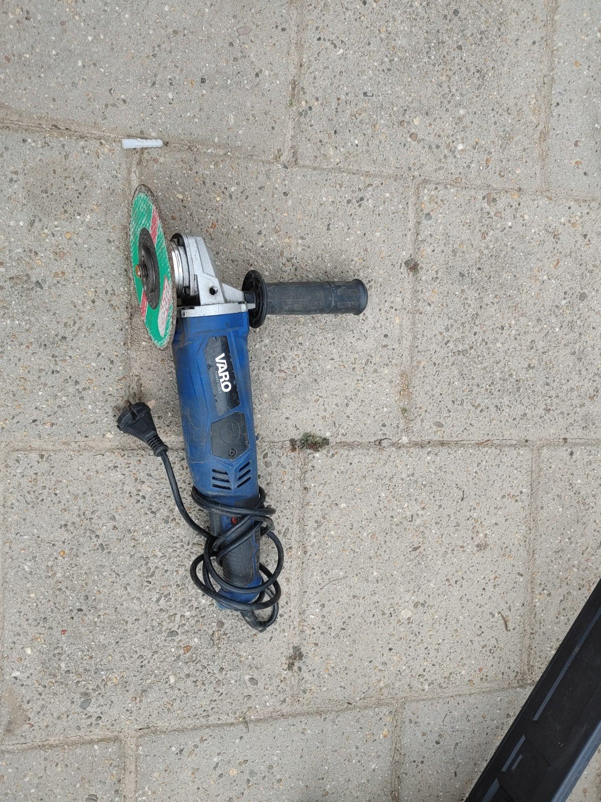 Varo Slijptol - Gebruikt maar functioneel, Ophalen, Gebruikt, 700 tot 1000 watt, Haakse handslijpmachine