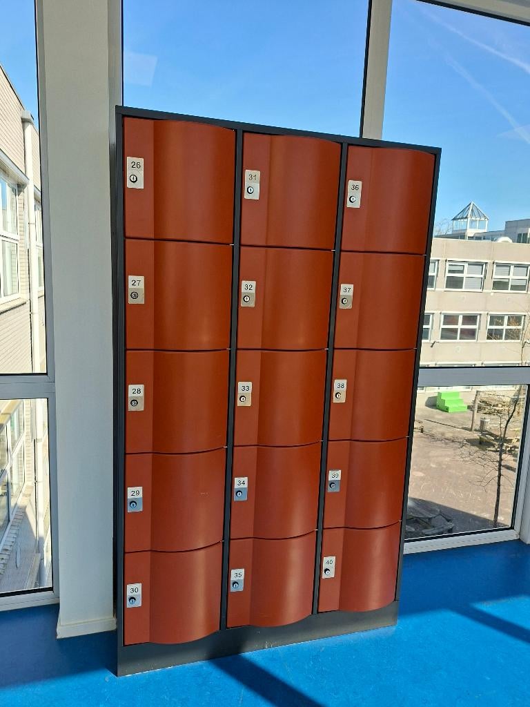 lockers, Ophalen, Gebruikt, Blik