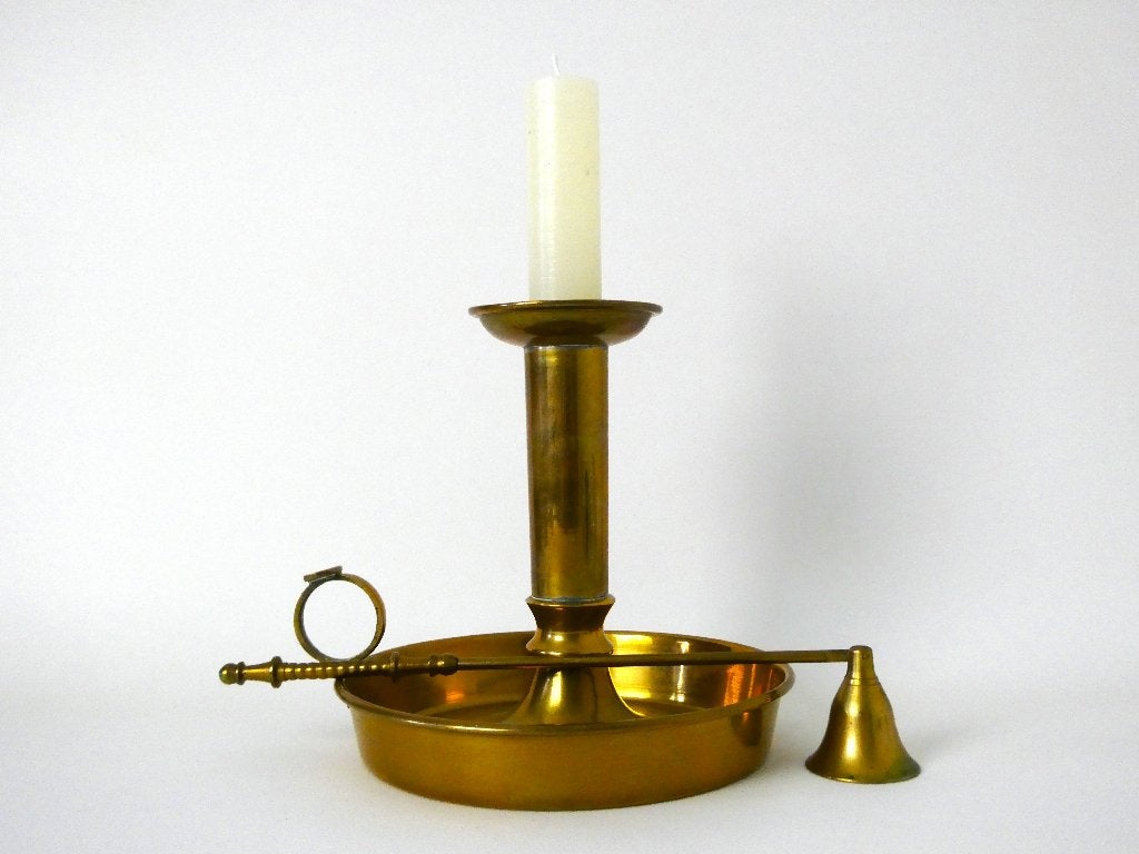 Een grote messing blaker / kandelaar met kaarsendover, Antiek en Kunst, Ophalen of Verzenden, Koper of Brons