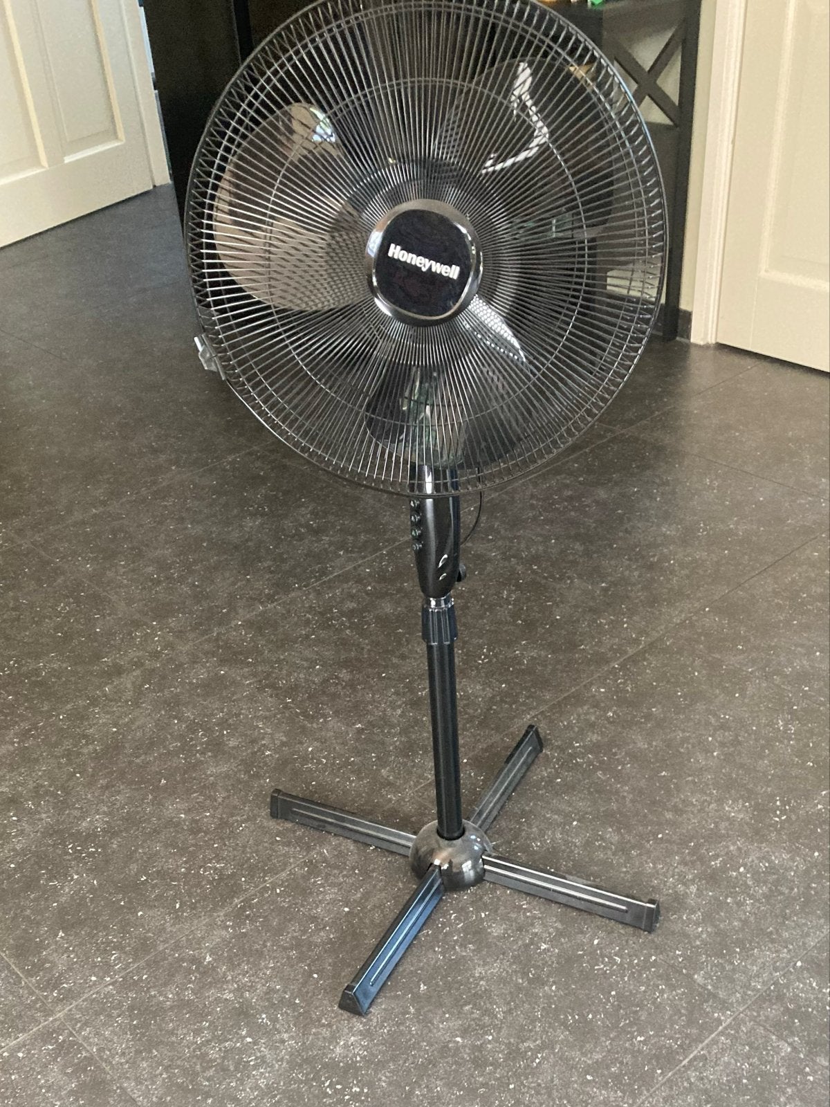 Honeywell Ventilator, Witgoed en Apparatuur, Ventilatoren, Ophalen of Verzenden, Zo goed als nieuw, Statiefventilator