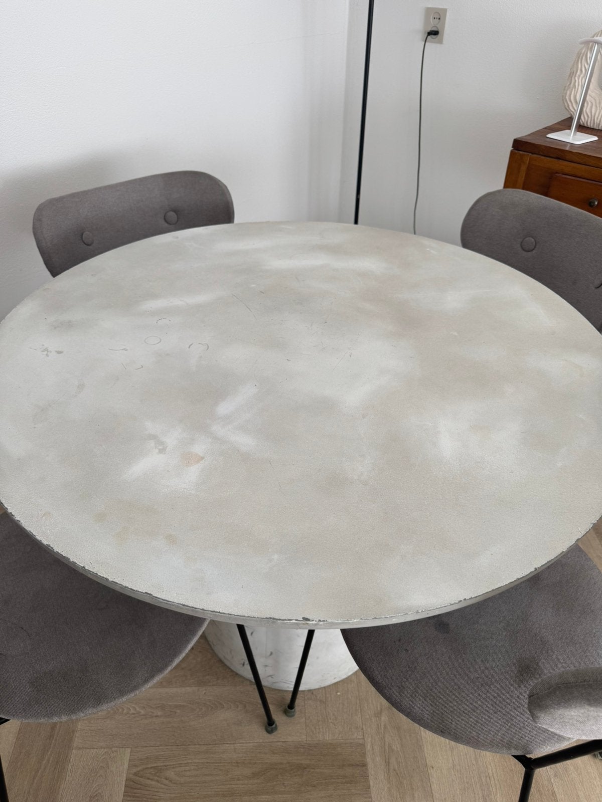 WOOOD Beton eettafel, Ophalen, Gebruikt, 100 tot 150 cm, Rond