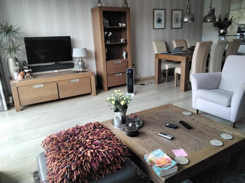 Complete Woonkamerset: Eettafel, Kasten, TV-meubel & Stoelen, Huis en Inrichting, Complete inboedels, Ophalen