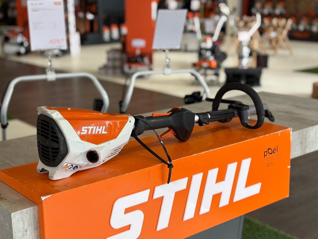 STIHL KMA 130 R – 6 maanden garantie incl service beurt, Gebruikt, Ophalen of Verzenden, 30 tot 50 cm, Stihl