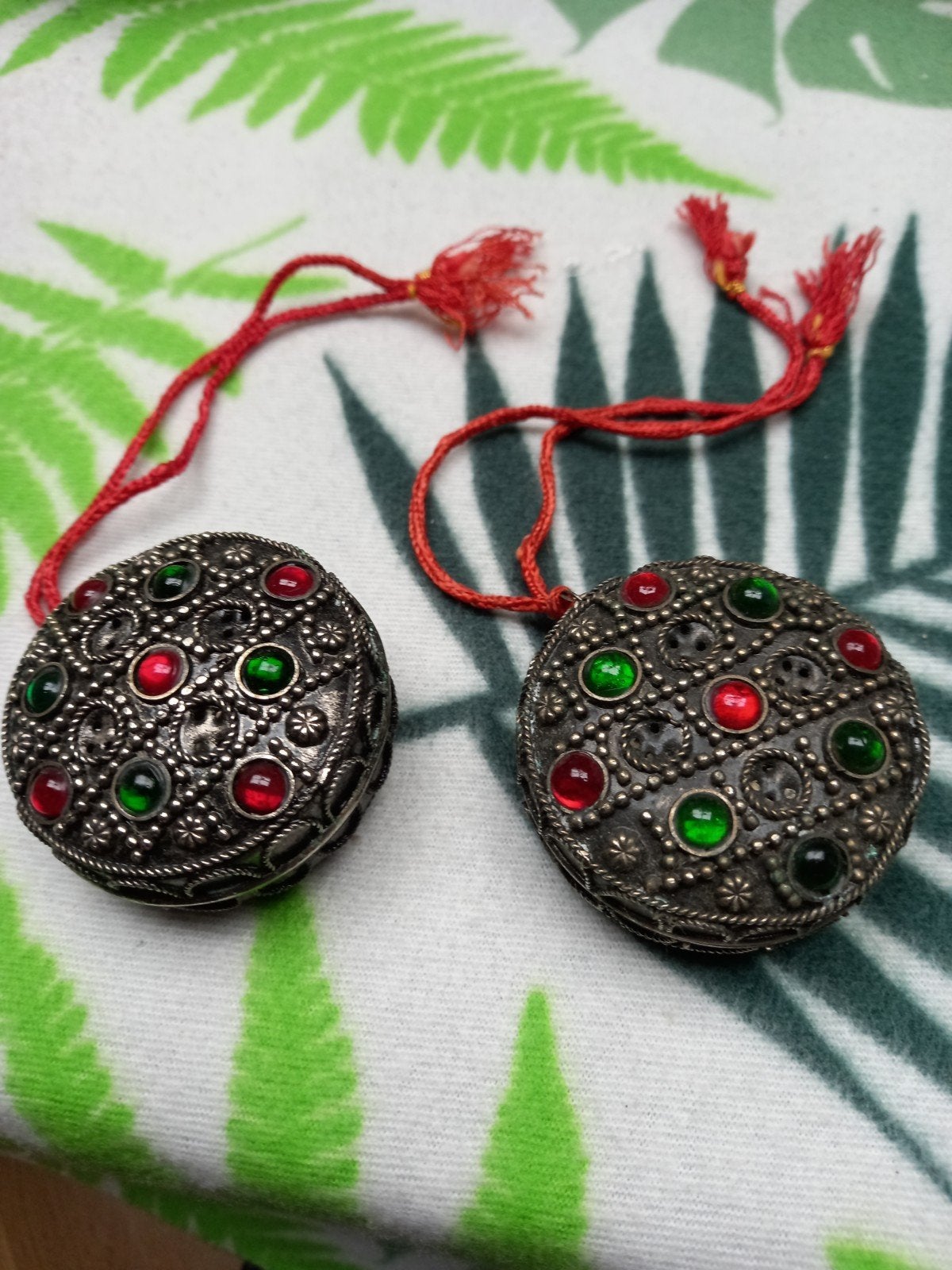 2 vintage geurdoosjes, jaren '60., Ophalen of Verzenden