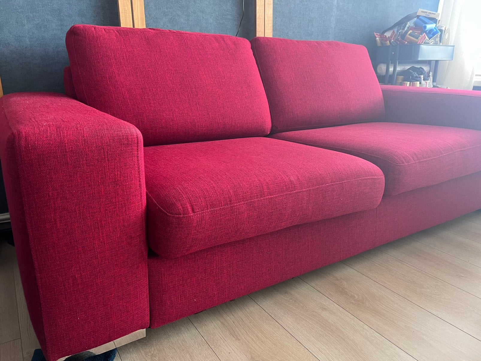 Rode bank te koop, Huis en Inrichting, Banken | Sofa's en Chaises Longues, Ophalen, 150 tot 200 cm, Driepersoons, 75 tot 100 cm