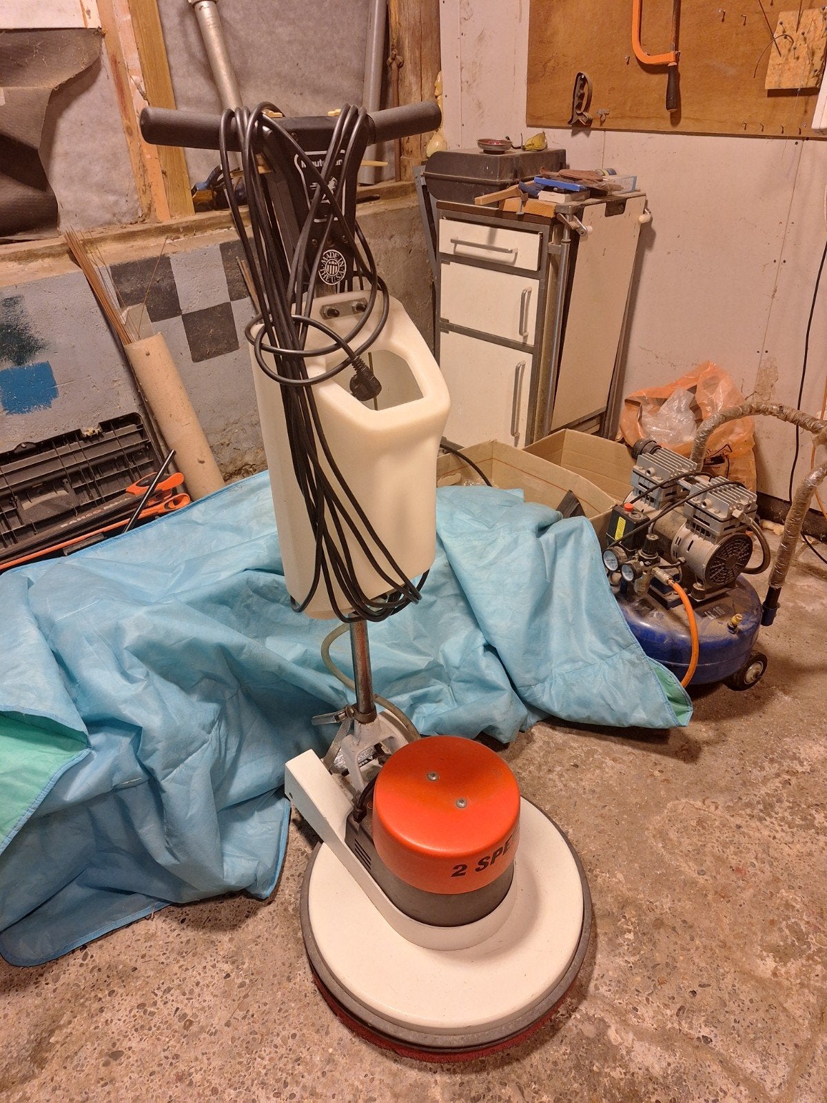 Minuteman M20240-02 2-Speed Vloerreiniger, Doe-het-zelf en Verbouw, Ophalen, Gebruikt, Schrobmachine