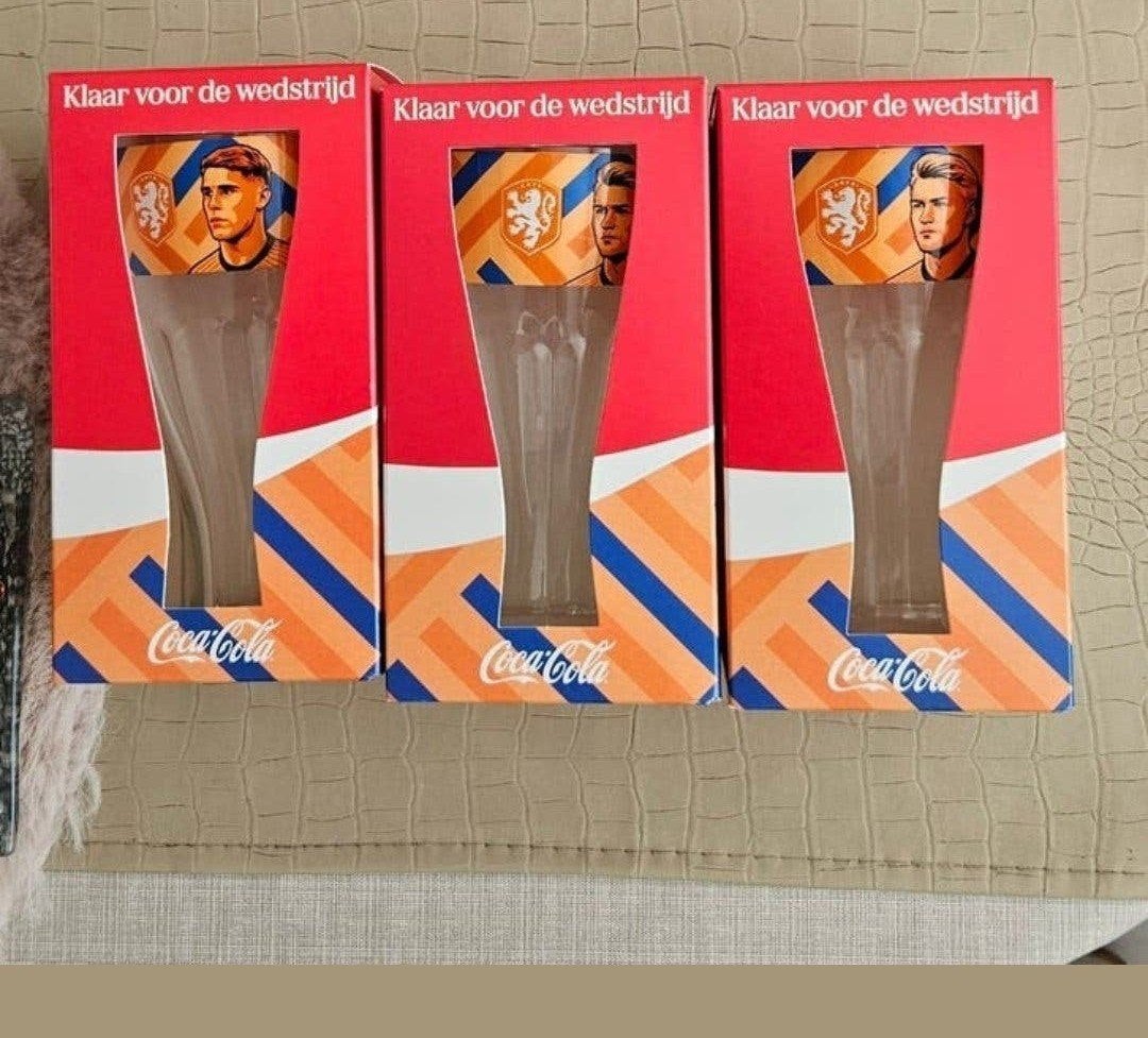 voetbal glazen 3x wk nieuw in de verpakking leuk kadotip, Verzamelen, Ophalen, Nieuw, Overige binnenlandse clubs, Overige typen
