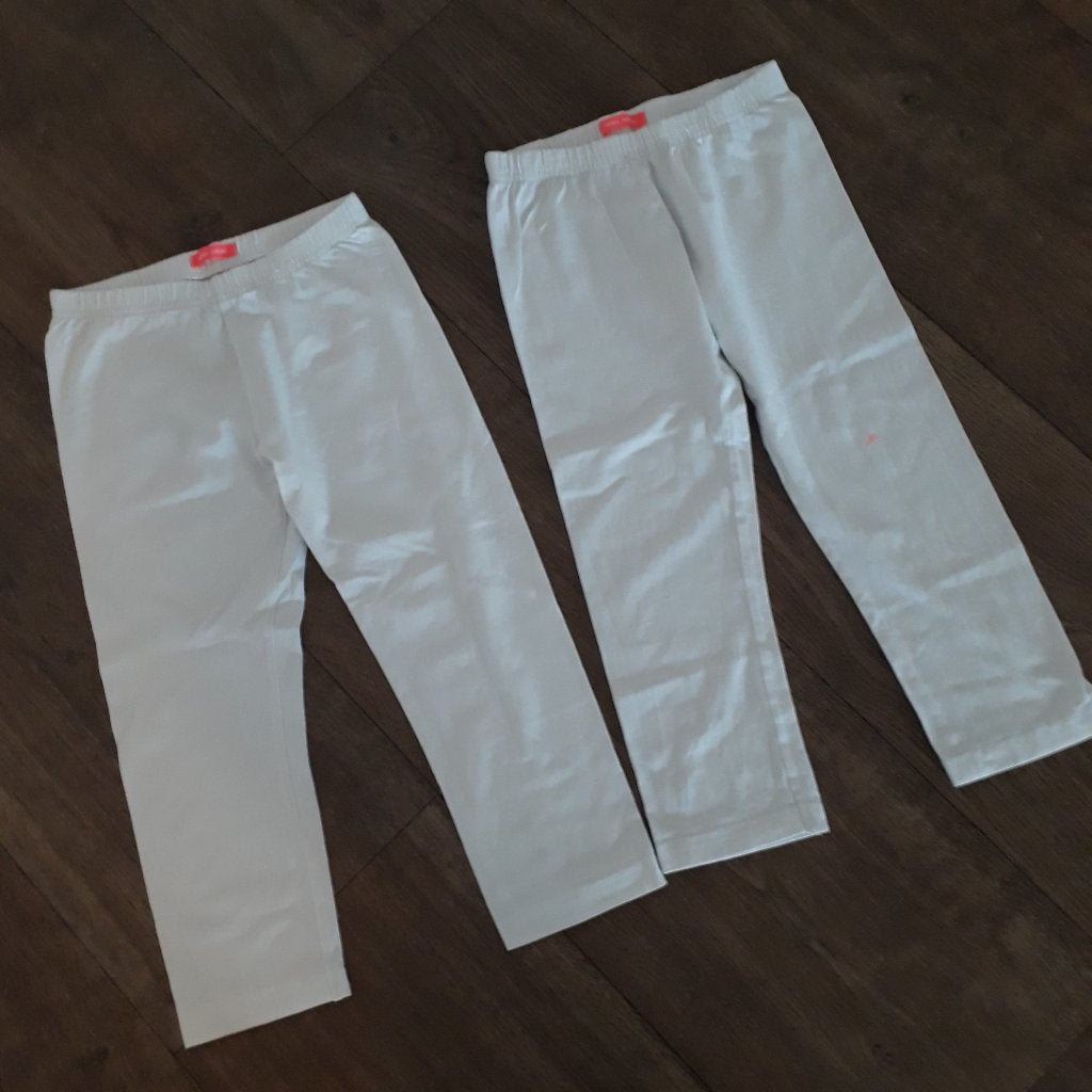 2 witte leggings mt. 134/140, Kinderen en Baby's, Kinderkleding | Maat 134, Nacht- of Onderkleding, Gebruikt, Meisje, Ophalen of Verzenden
