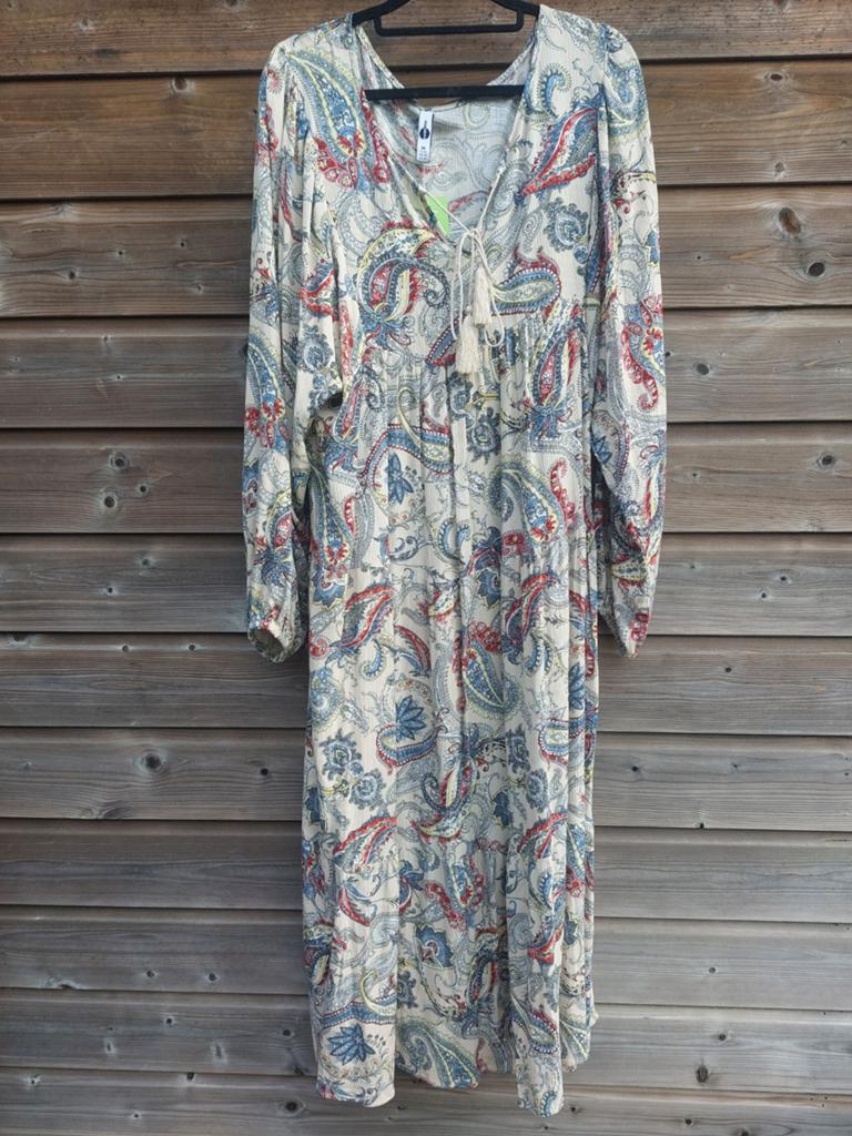 Lange bewerkte jurk nieuw maat 36/S Ever.me, Kleding | Dames, Jurken, Ophalen of Verzenden, Nieuw, Maat 36 (S), Onder de knie