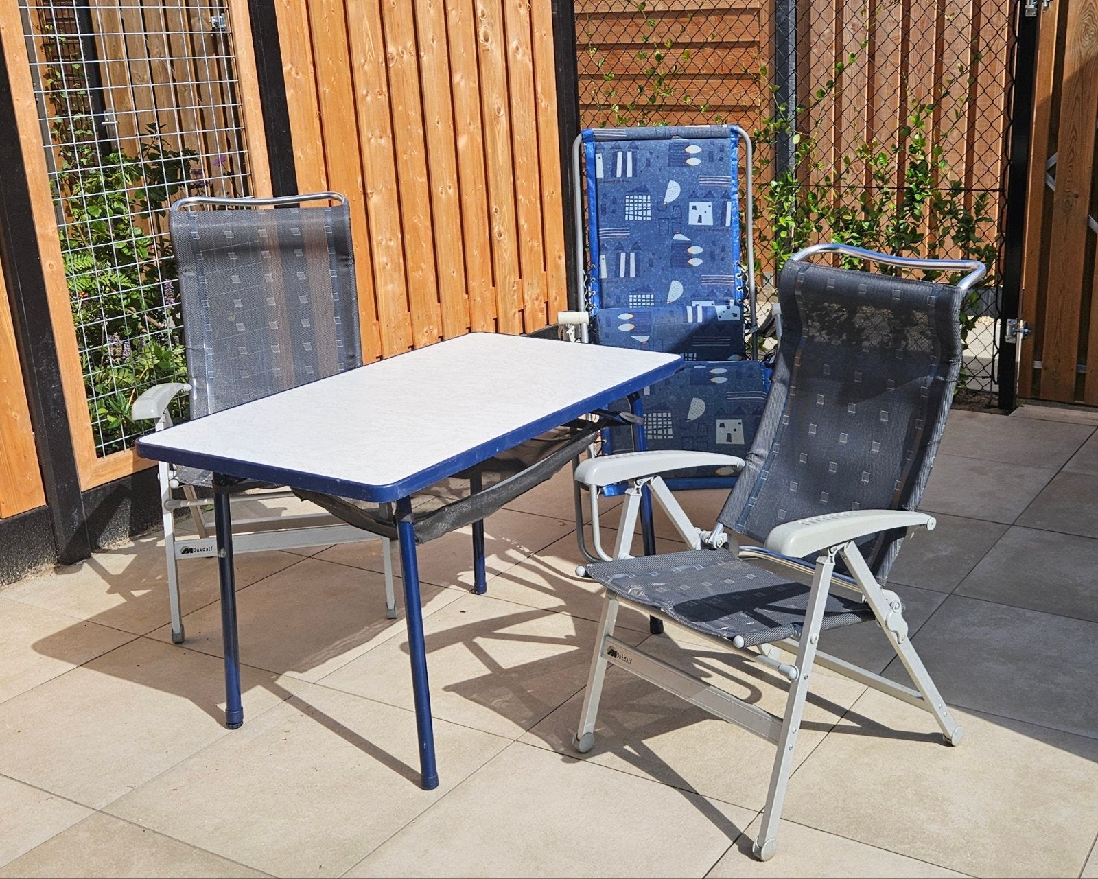 Camping set: tafel (70x115cm) met 3 stoelen. l, Ophalen, Gebruikt, Campingstoel