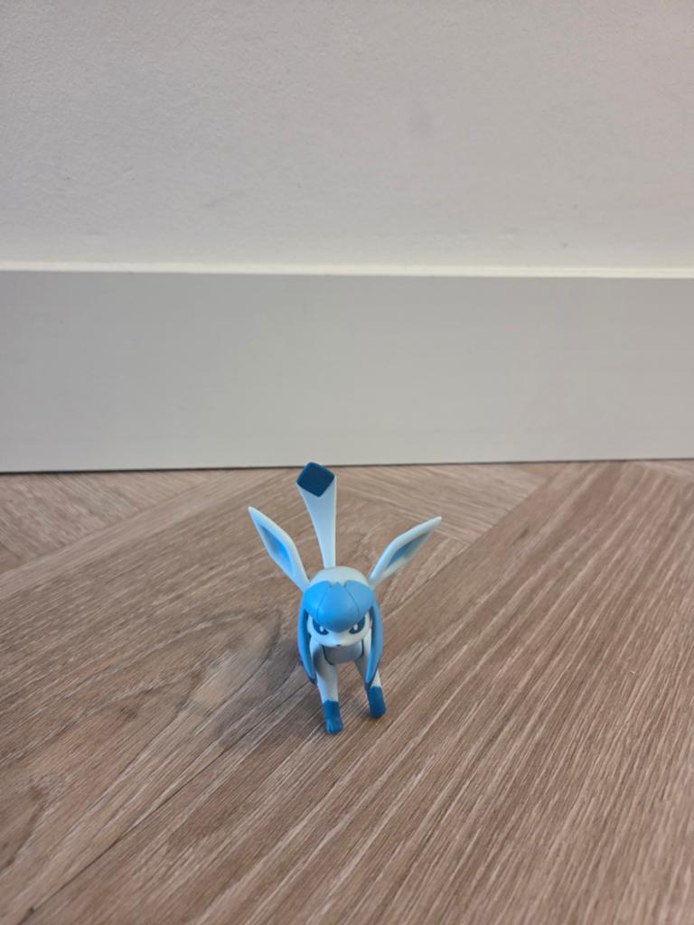 Pokémon Glaceon battle figuur - Zo goed als nieuw, Ophalen of Verzenden, Zo goed als nieuw