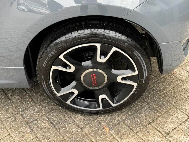 Fiat 500 1.0 Hybrid Sport *schuifdak *climate *carplay *16, Gebruikt, 4 stoelen, Leder en Stof, Bedrijf
