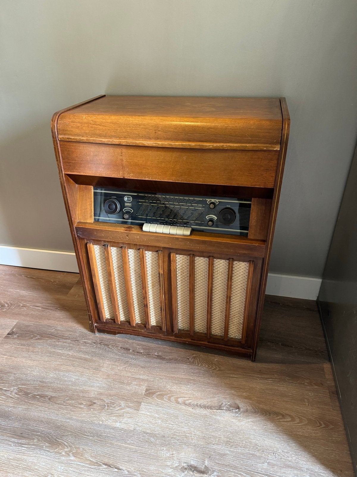 Vintage radiomeubel met platenspeler, Ophalen