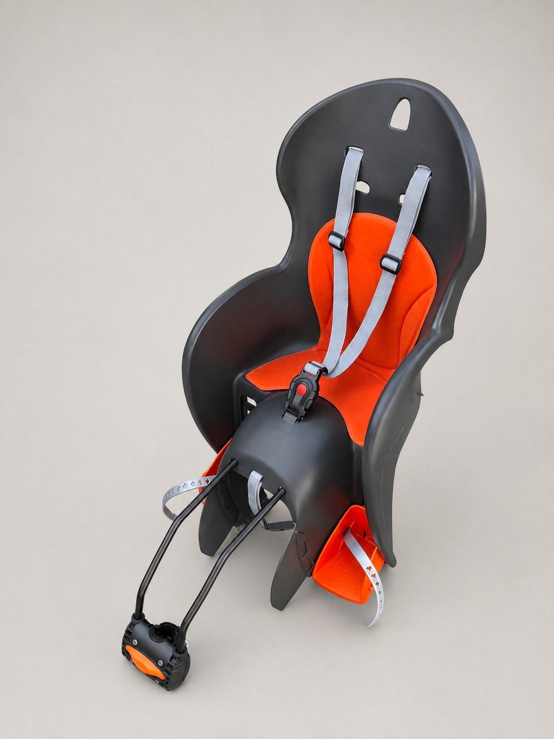 Gebruikt fietsstoeltje voor achterop, met voetsteuntjes, Ophalen, Achterzitje, Onbekend, 9 t/m 18 kg