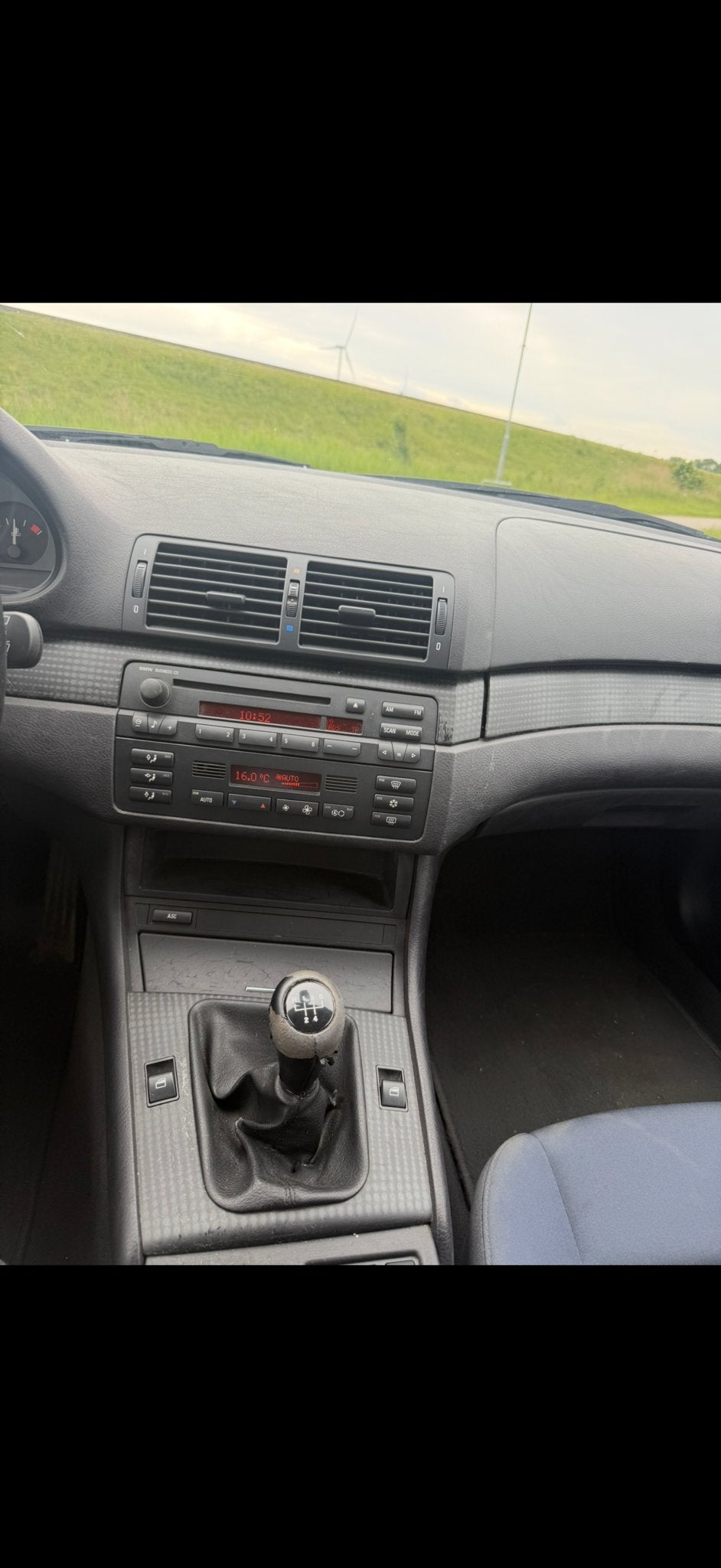 Foto 8 van BMW 3-Serie 1.8 I 316 2002 Grijs