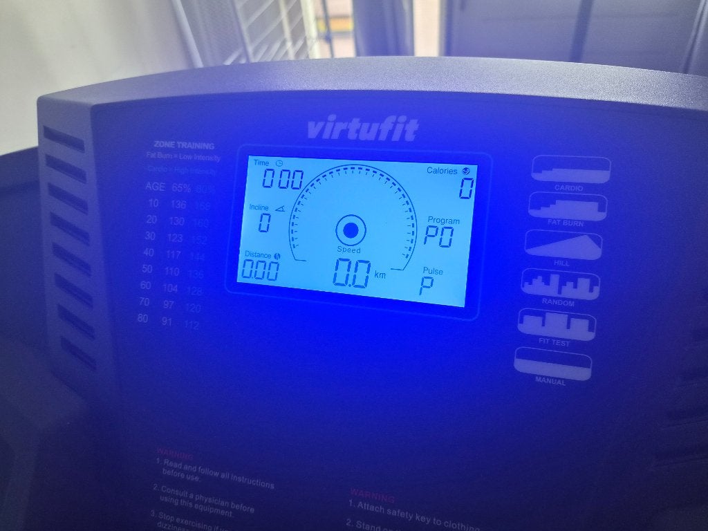 VirtuFit Loopband TR-200I - Zo goed als nieuw. Pas op 4km, Ophalen, Benen, Zo goed als nieuw, Metaal