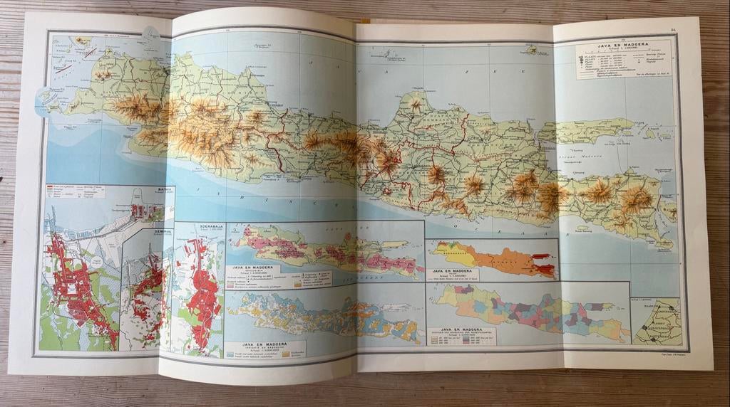 Schoolatlas der Gehele Aarde - Bos-Niermeyer (1939), Gelezen, Bosatlas, Ophalen of Verzenden, 1800 tot 2000