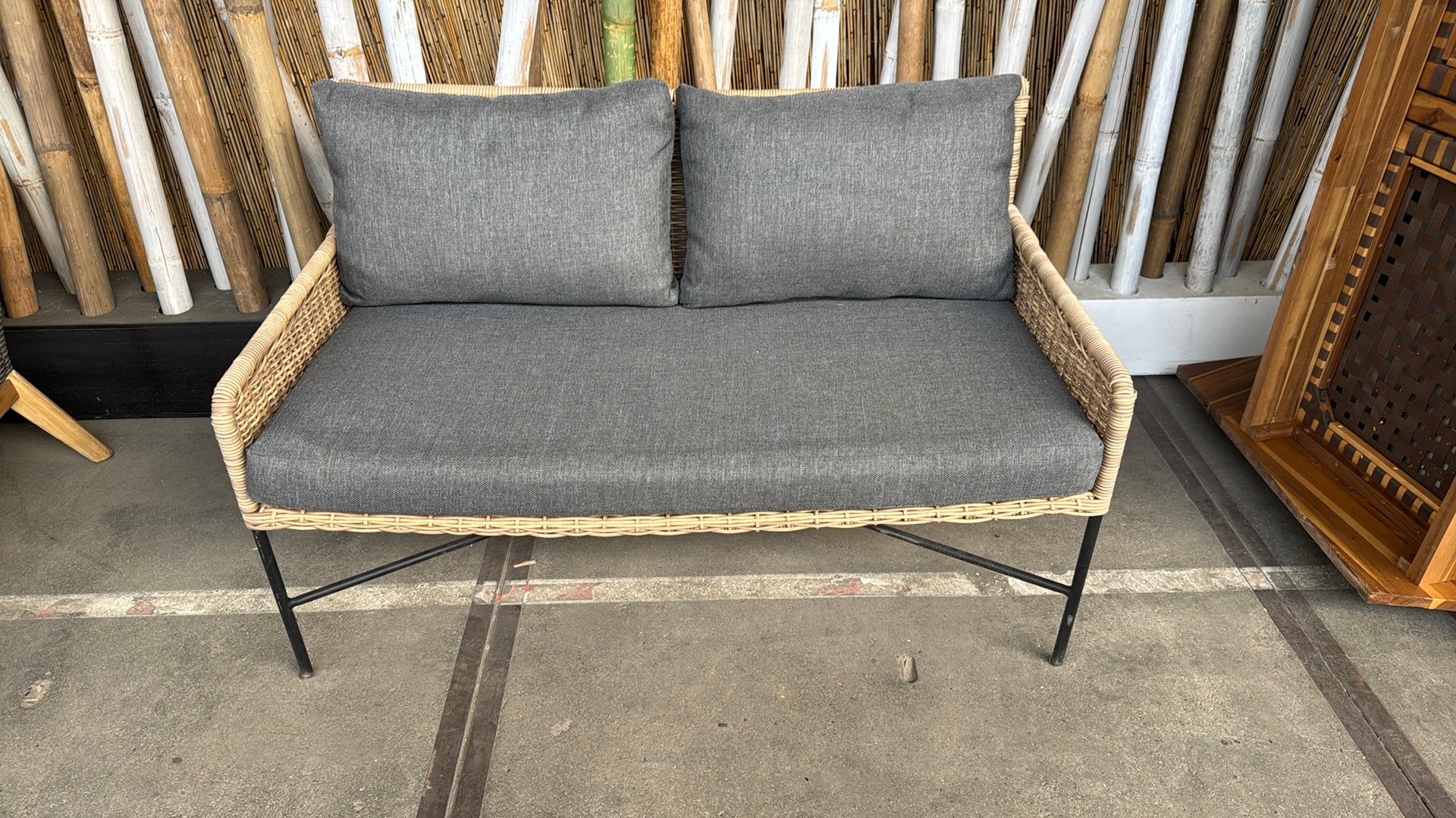 Tuinbank wicker gevlochten, inclusief all wheater kussens, Tuin en Terras, Ophalen, Zo goed als nieuw, Wicker