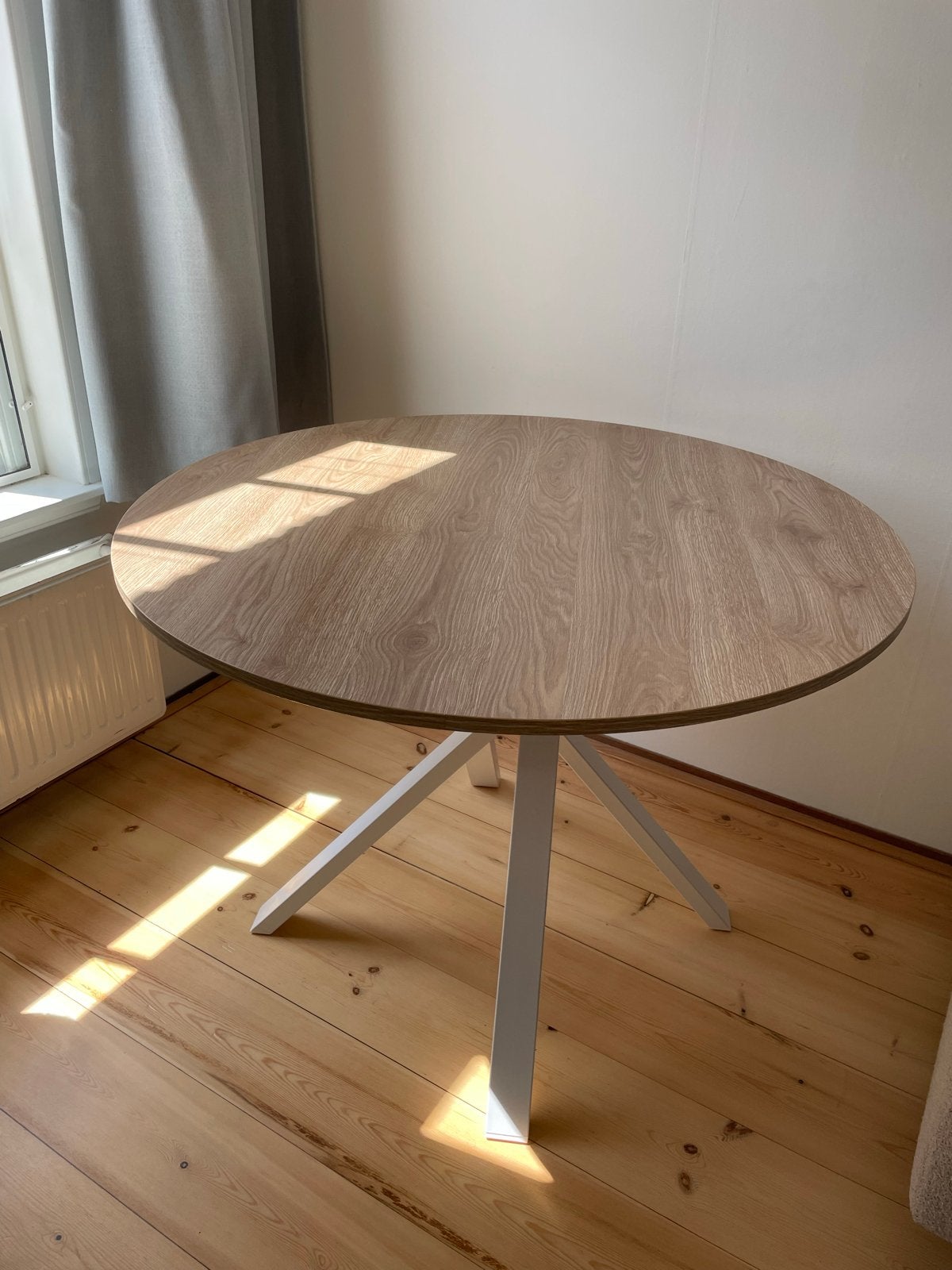 IKEA Mariedamm ronde tafel wit eiken 105cm, Ophalen, Gebruikt, 100 tot 150 cm, Vier personen