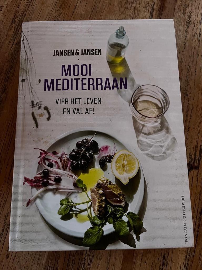 Jansen & Jansen - Mooi Mediterraan kookboek, Boeken, Ophalen of Verzenden, Gelezen, Europa, Gezond koken