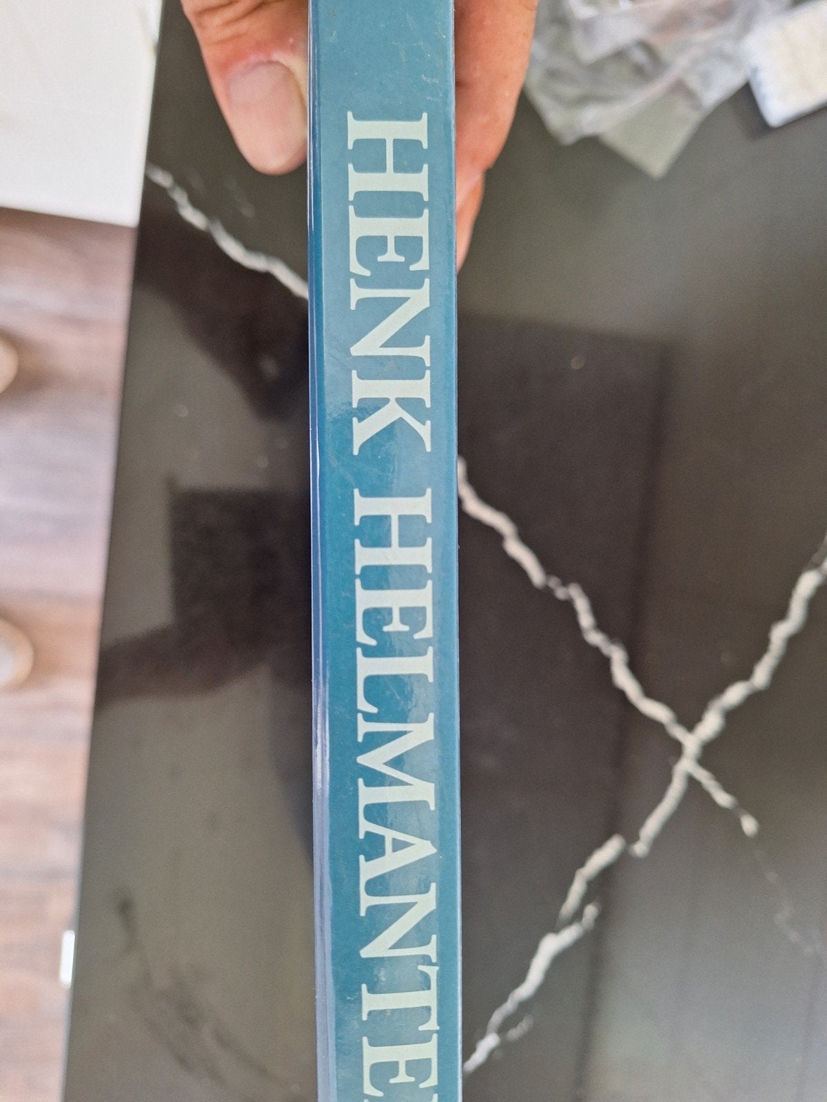 Gesigneerd boek Henk Helmantel - Kunstschilder, Ophalen of Verzenden, Zo goed als nieuw, Overige onderwerpen, Henk Helmantel