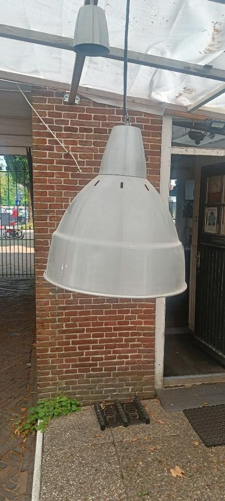 aluminium hanglamp, Huis en Inrichting, Lampen | Hanglampen, Ophalen, Gebruikt, Onbekend, Onbekend