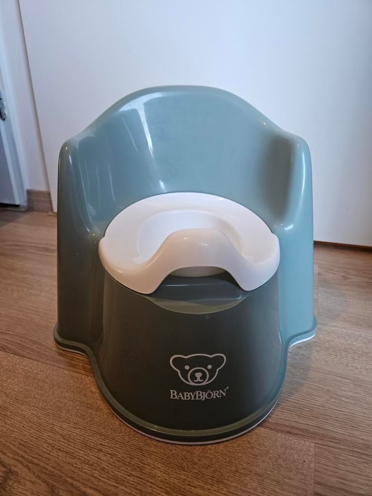 BabyBjörn Plaspotje Zetel – Diepgroen/Wit – goede staat, Ophalen, Gebruikt