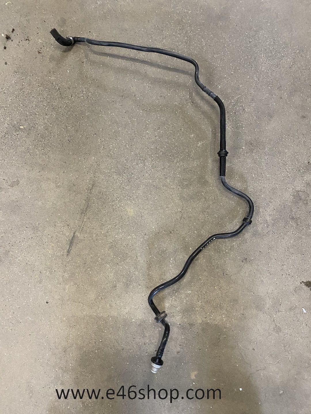 BMW E36 OLIEKOELERSLANG AUTOMAATBAK OEM 17221723355 NIEUW, -, -, Nieuw, Ophalen of Verzenden