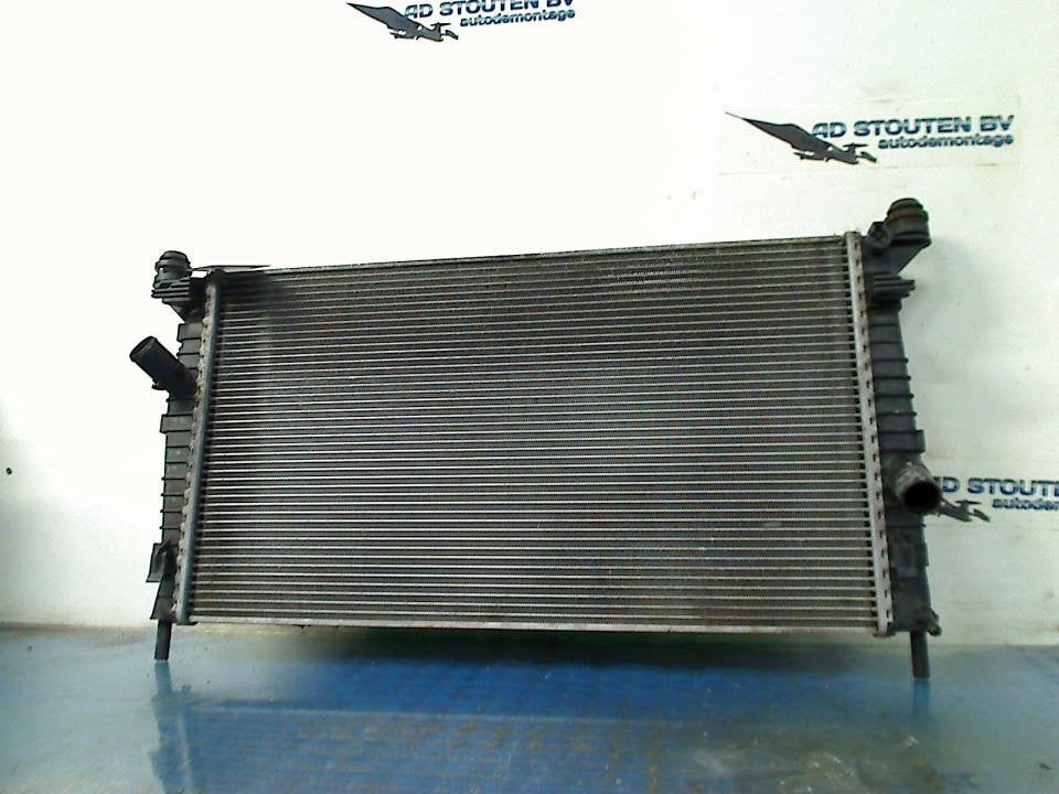 Radiateur Ford Focus 2 Wagon (2006-03/2012-09), Gebruikt, Henry-Ford-Straße  1, Köln 50735, , Duitsland, Ford-Werke GmbH, Kunden@ford.com