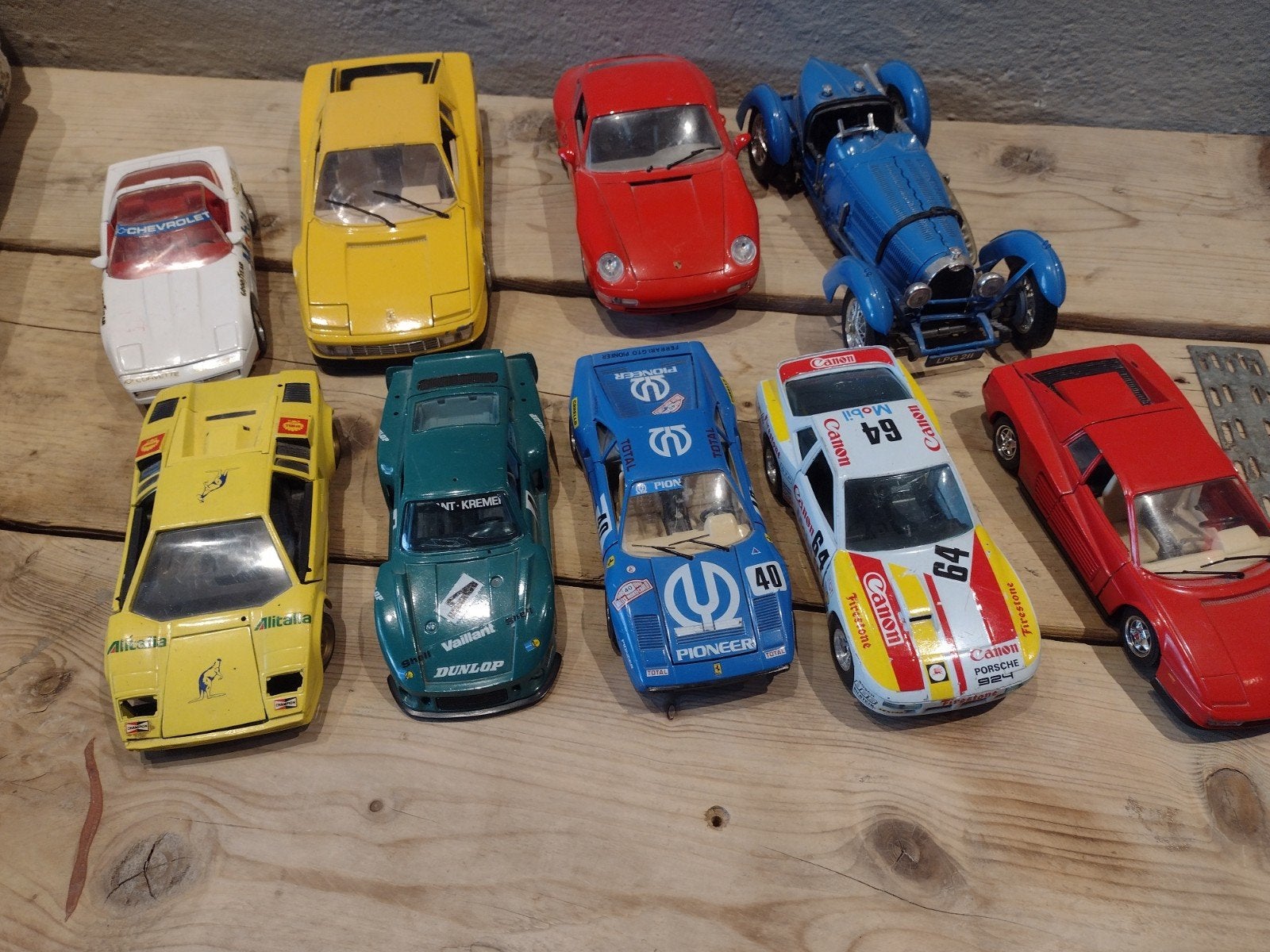 9x Modelauto's - Opknappers of voor onderdelen (1:18 & 1:24), Kinderen en Baby's, Speelgoed | Speelgoedvoertuigen, Ophalen of Verzenden