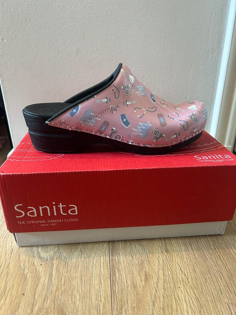 Medische klompen Sanita, Nieuw, Ophalen of Verzenden, Roze, Werkschoenen