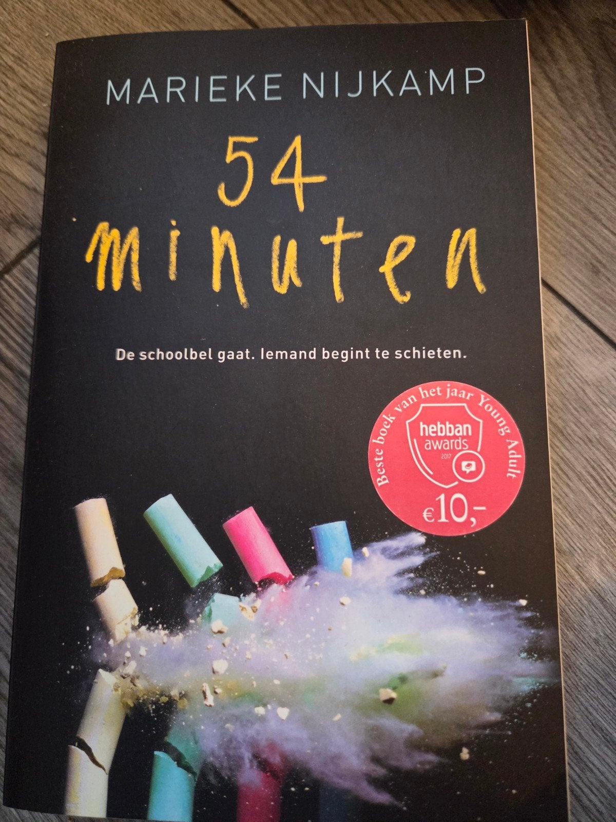 54 Minuten - Marieke Nijkamp (Young Adult), Ophalen of Verzenden, Zo goed als nieuw, Marieke Nijkamp, Fictie