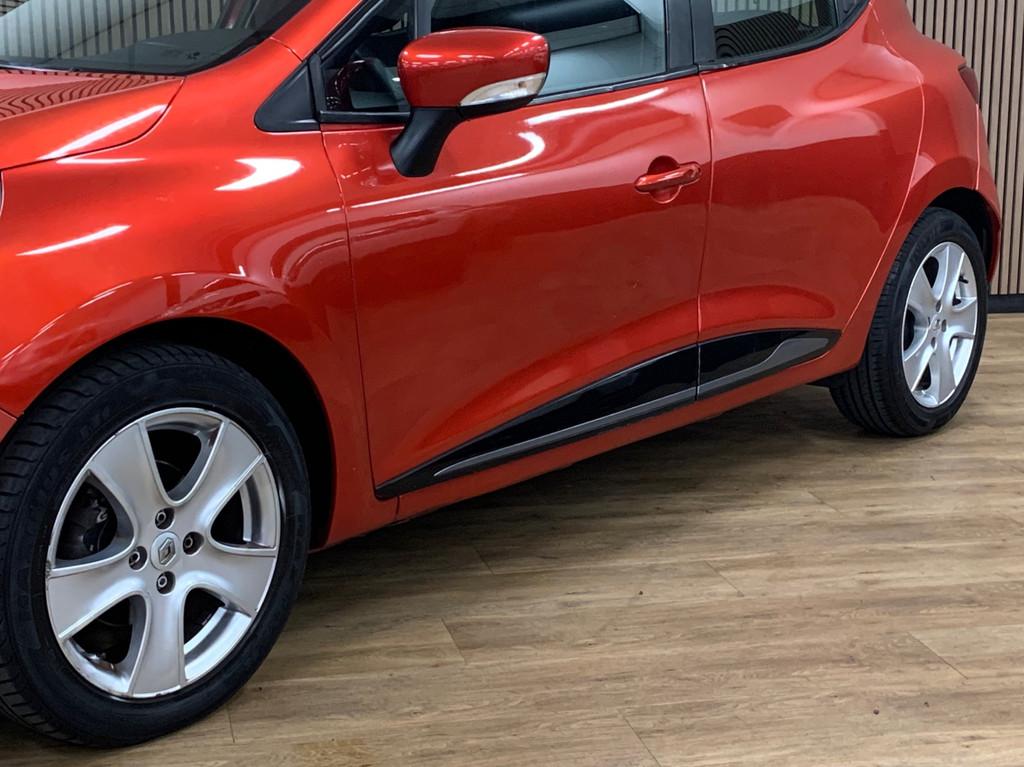 Renault Clio 0.9 TCe Dynamique|Navigatie|Airco|, Voorwielaandrijving, Stof, Zwart, 540 kg