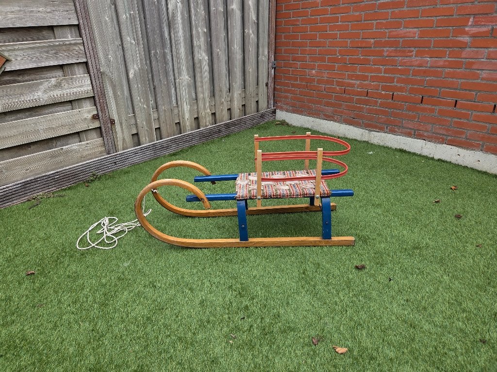 Houten slee met rugleuning, Ophalen, Rugleuning, Gebruikt, Hout