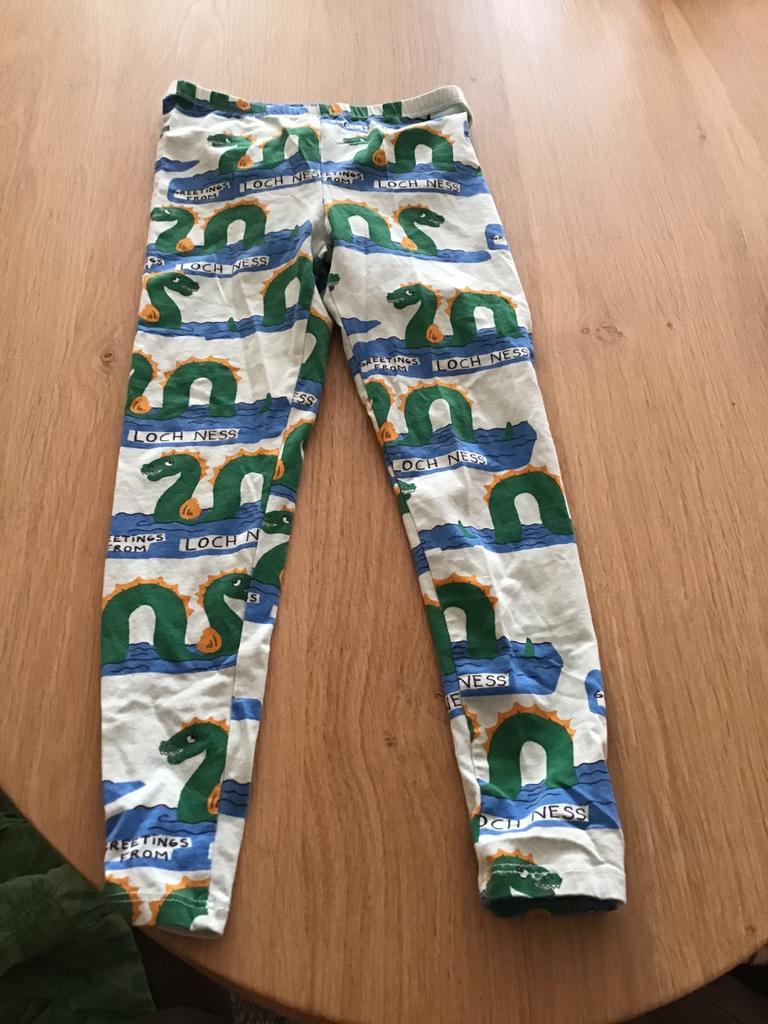 2 leggings 7 jaar, Ophalen of Verzenden, Zo goed als nieuw