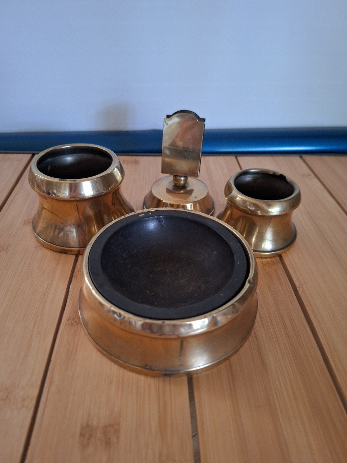 antieke tabakset, Ophalen