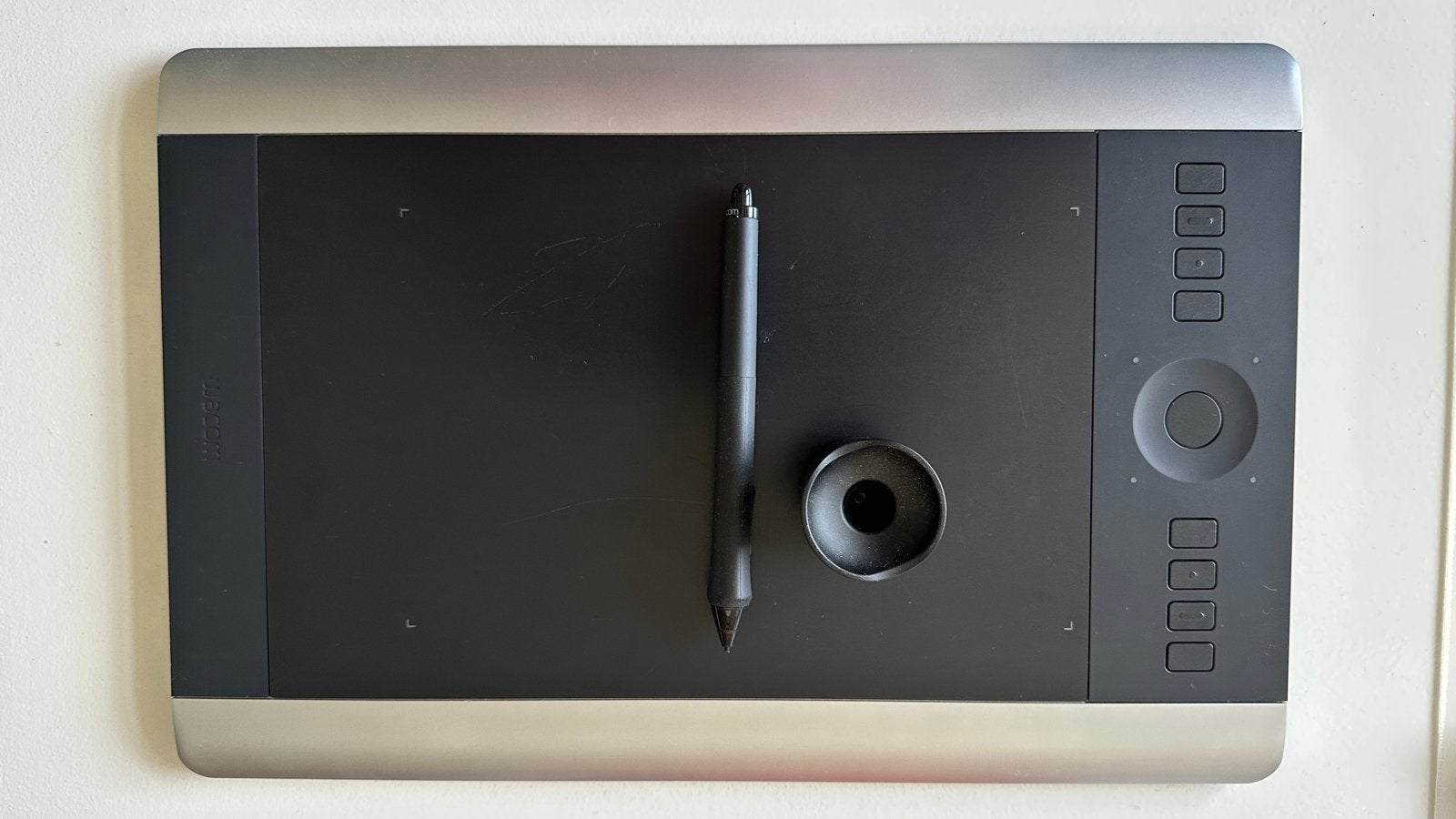 Wacom Intuos Pro M tekentablet met pen en accessoires, Computers en Software, Tekentablets, Ophalen of Verzenden, Multi-touch