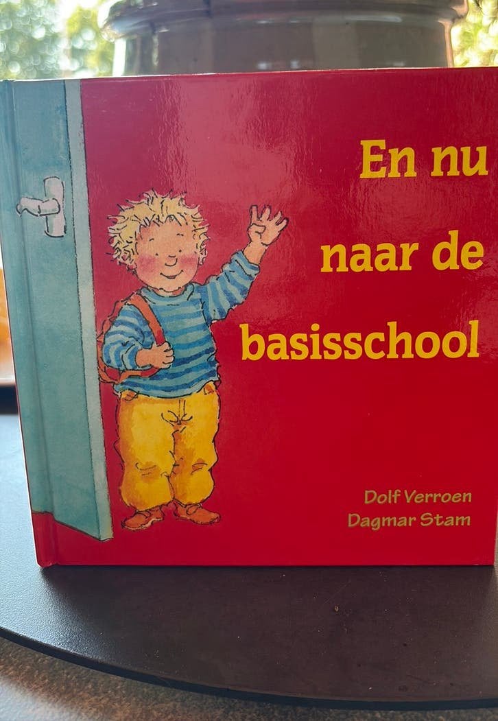 En nu naar de basisschool Dagmar Stam, Ophalen of Verzenden, Gelezen, Fictie algemeen