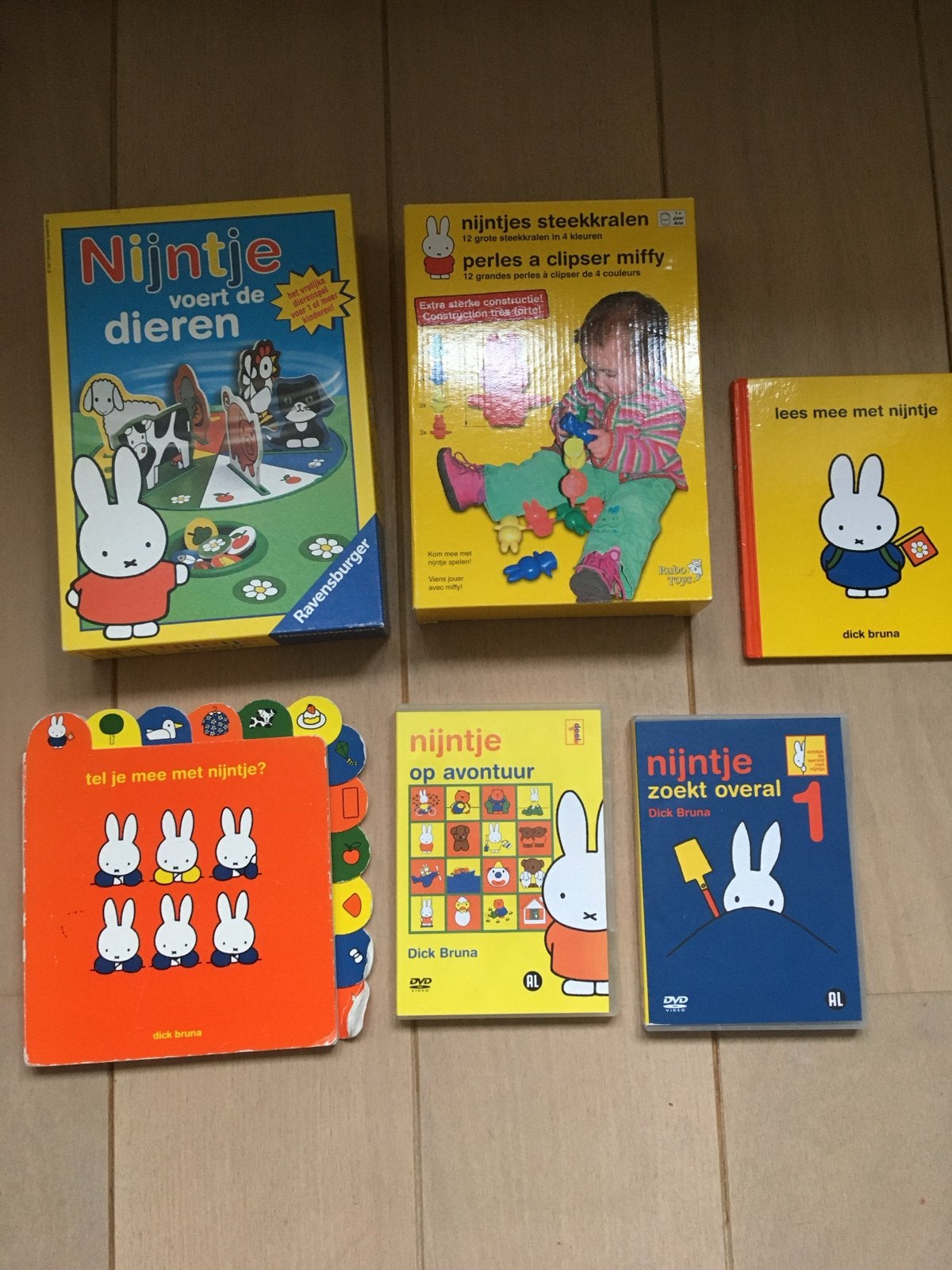Nijntje Speelgoed en Boeken Set, Ophalen of Verzenden, Gebruikt, Jongen of Meisje