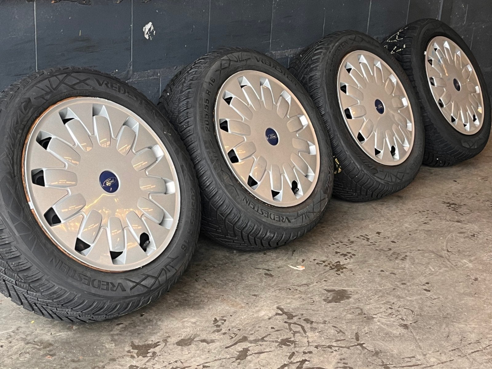 16" Originele Ford Focus Mondeo Winterset Vredestein, Auto-onderdelen, Gebruikt, Klanten@ford.com, Banden en Velgen, 1181VX