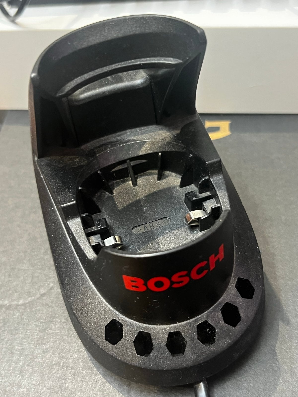 Bosch Lader 2607225489 voor Accugereedschap, Ophalen, Gebruikt